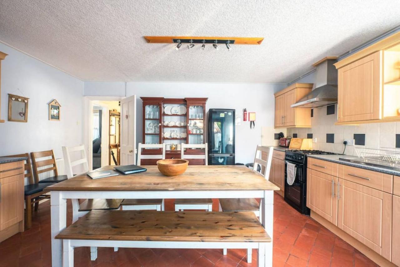 Cosy Welsh Cottage In St Davids Centre With Garden Ngoại thất bức ảnh