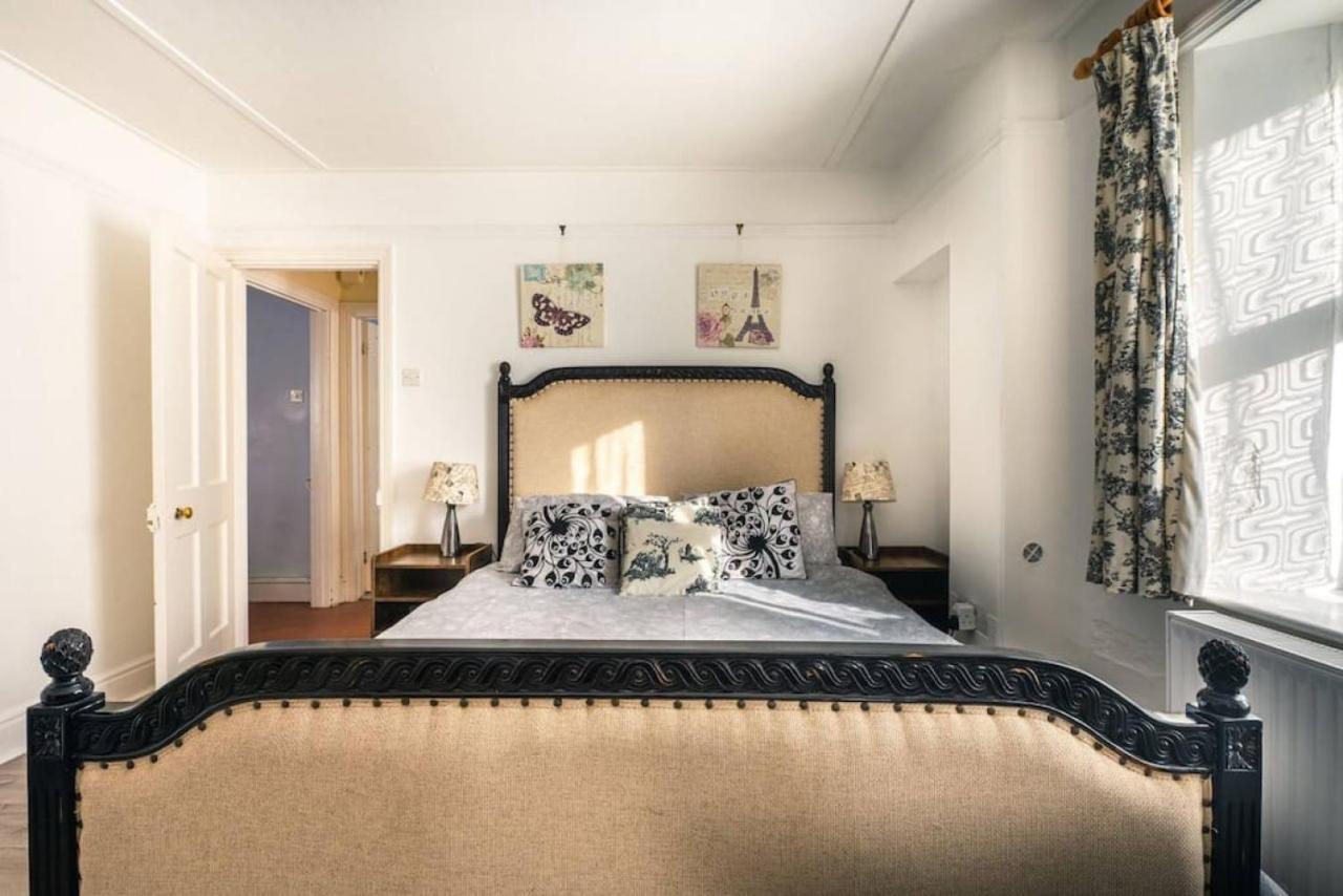 Cosy Welsh Cottage In St Davids Centre With Garden Ngoại thất bức ảnh