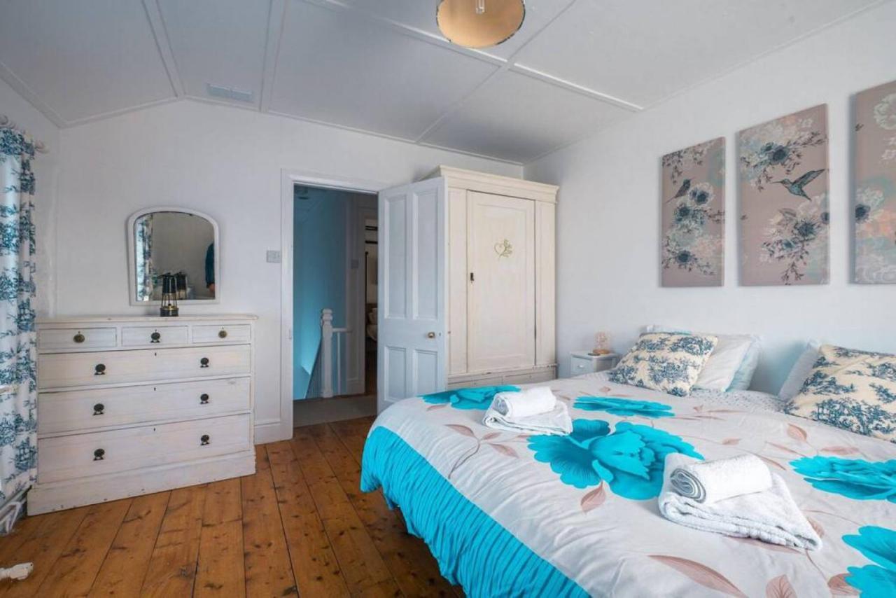 Cosy Welsh Cottage In St Davids Centre With Garden Ngoại thất bức ảnh