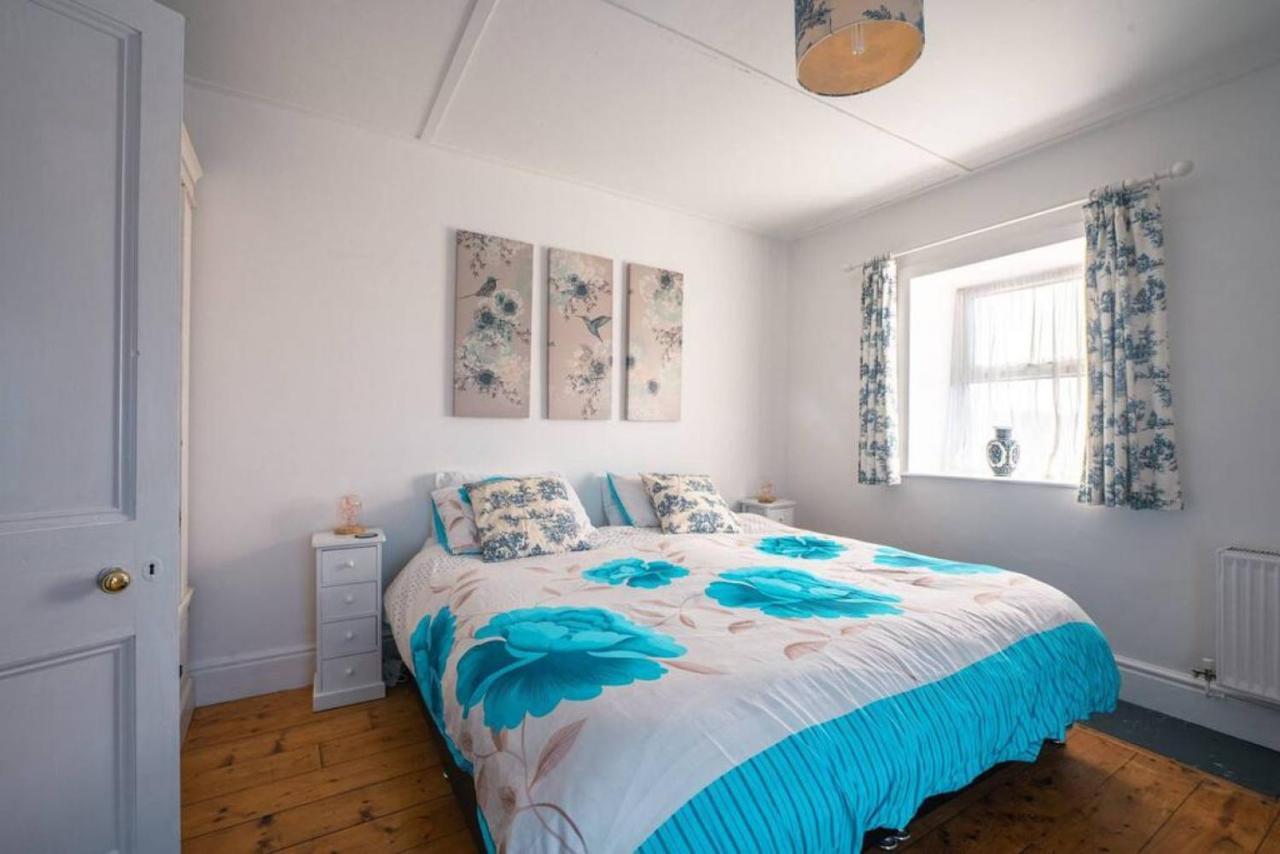 Cosy Welsh Cottage In St Davids Centre With Garden Ngoại thất bức ảnh