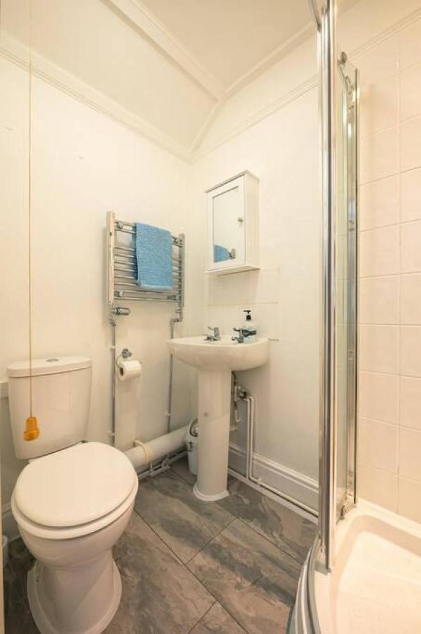 Cosy Welsh Cottage In St Davids Centre With Garden Ngoại thất bức ảnh